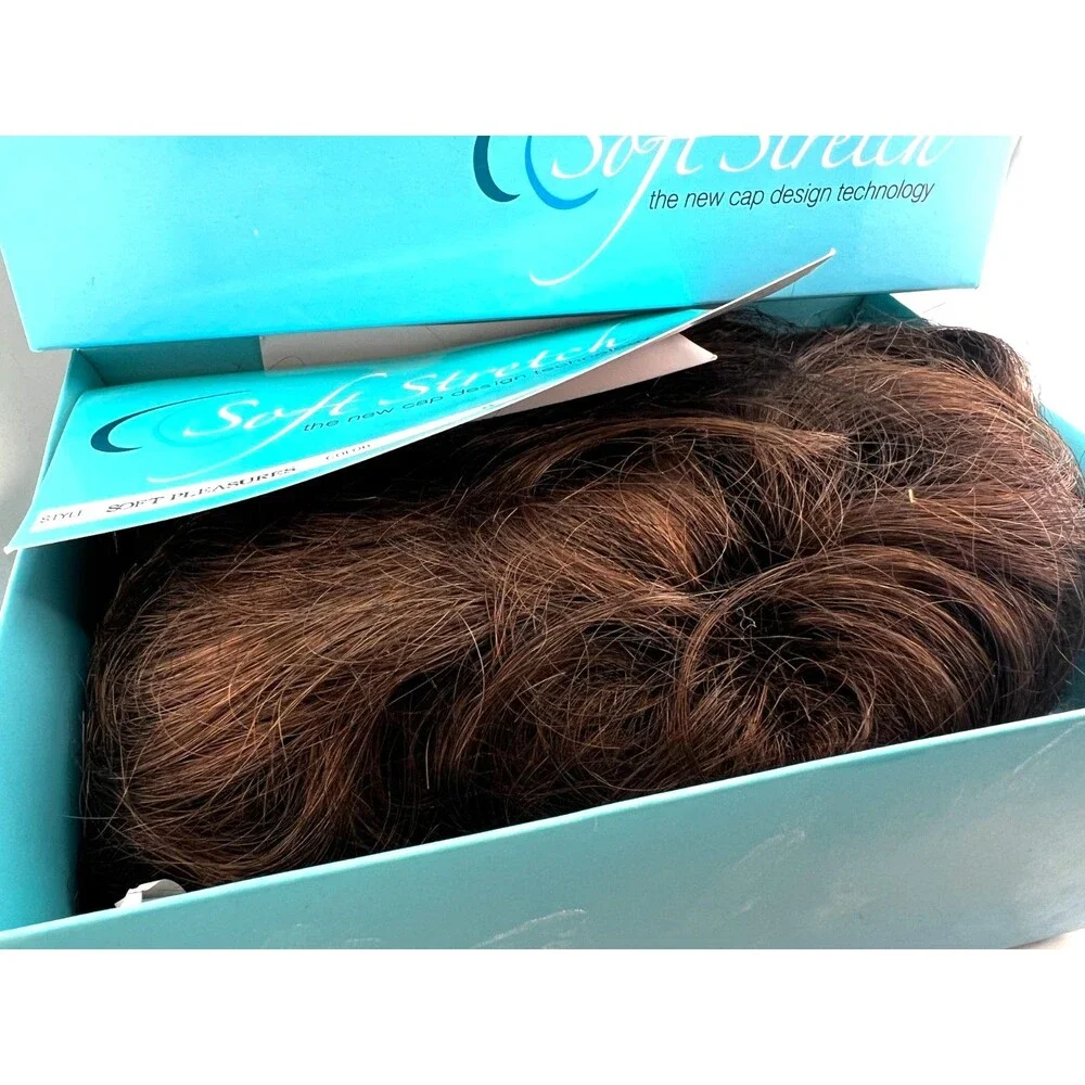 NIB Soft Stretch TWC Wig Soft Pleasures Sz Average Color 8 Brown Brunette Curl